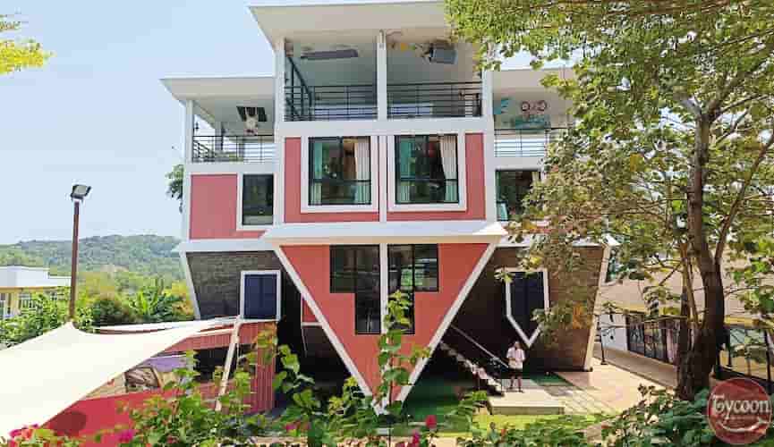The Upside Down House Museum & Fun Attractions